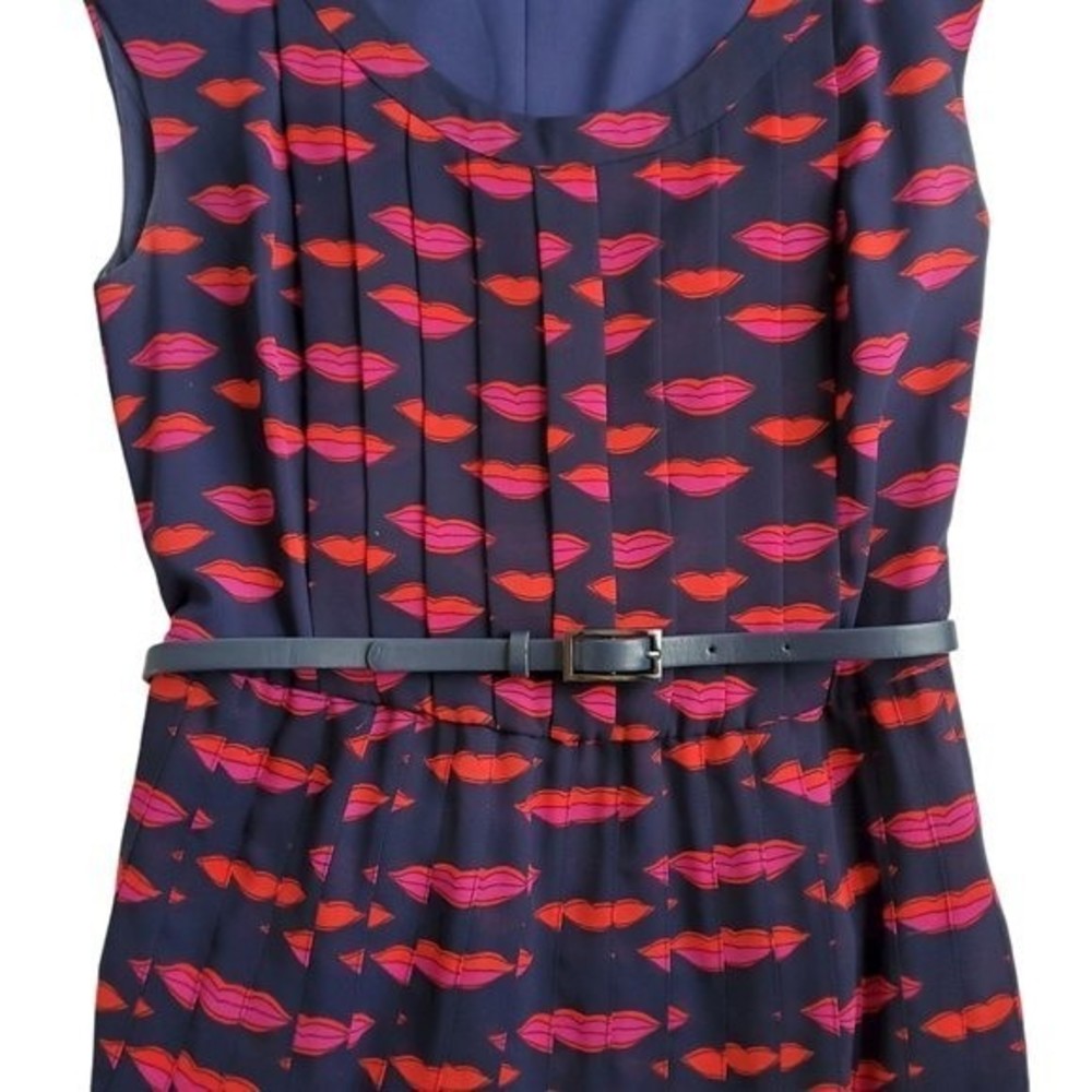 Halogen Sleeveless Pleated Dress Lined Belted Lips Print Women Size 0P - Picture 2 of 12